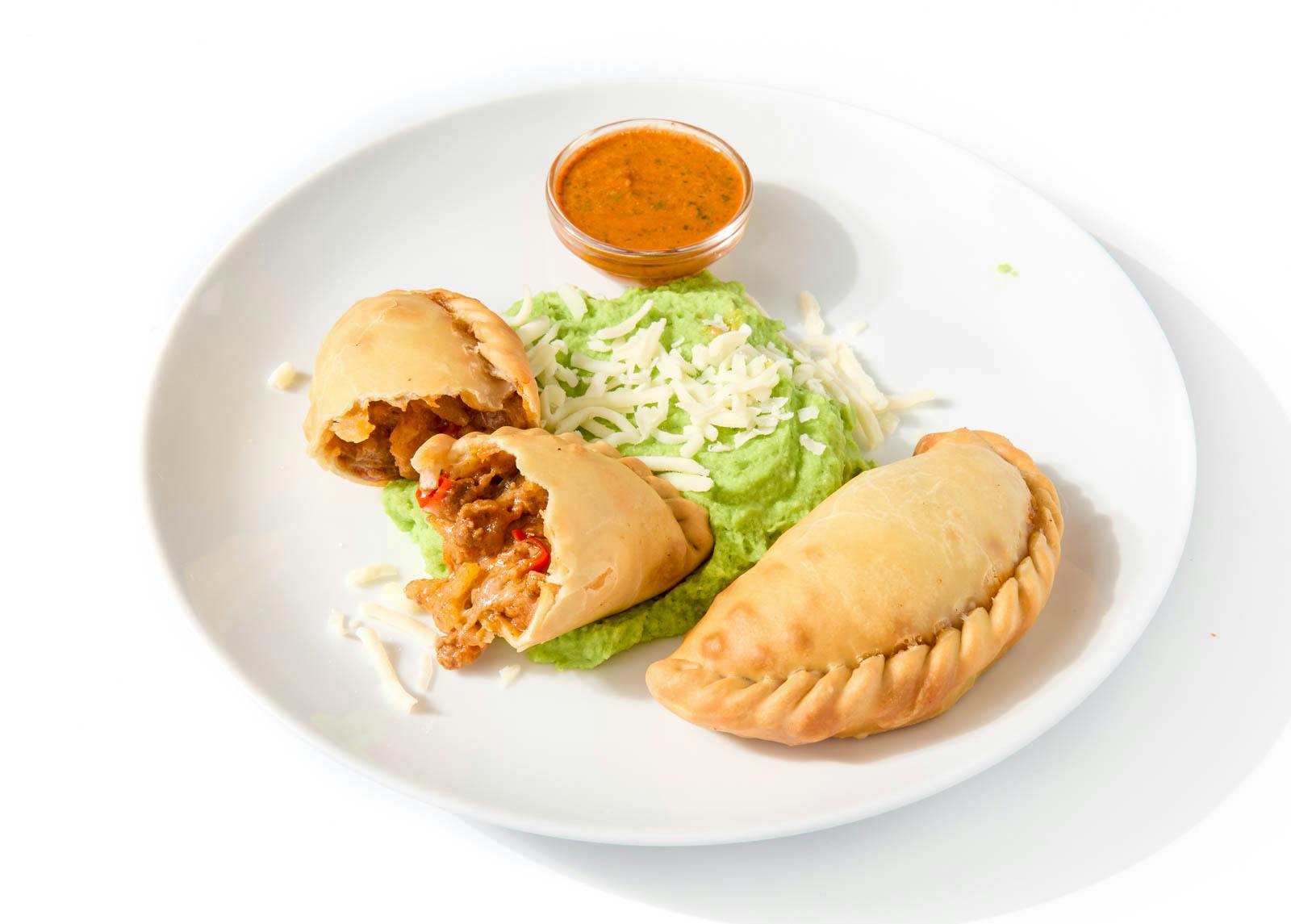 1182_Santiago_Lopez_Beef_Empanadas_4254