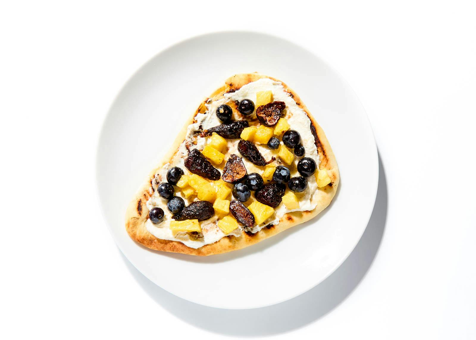 4728_John_DeLucie_Dessert_Naan_Pizza_4050-38
