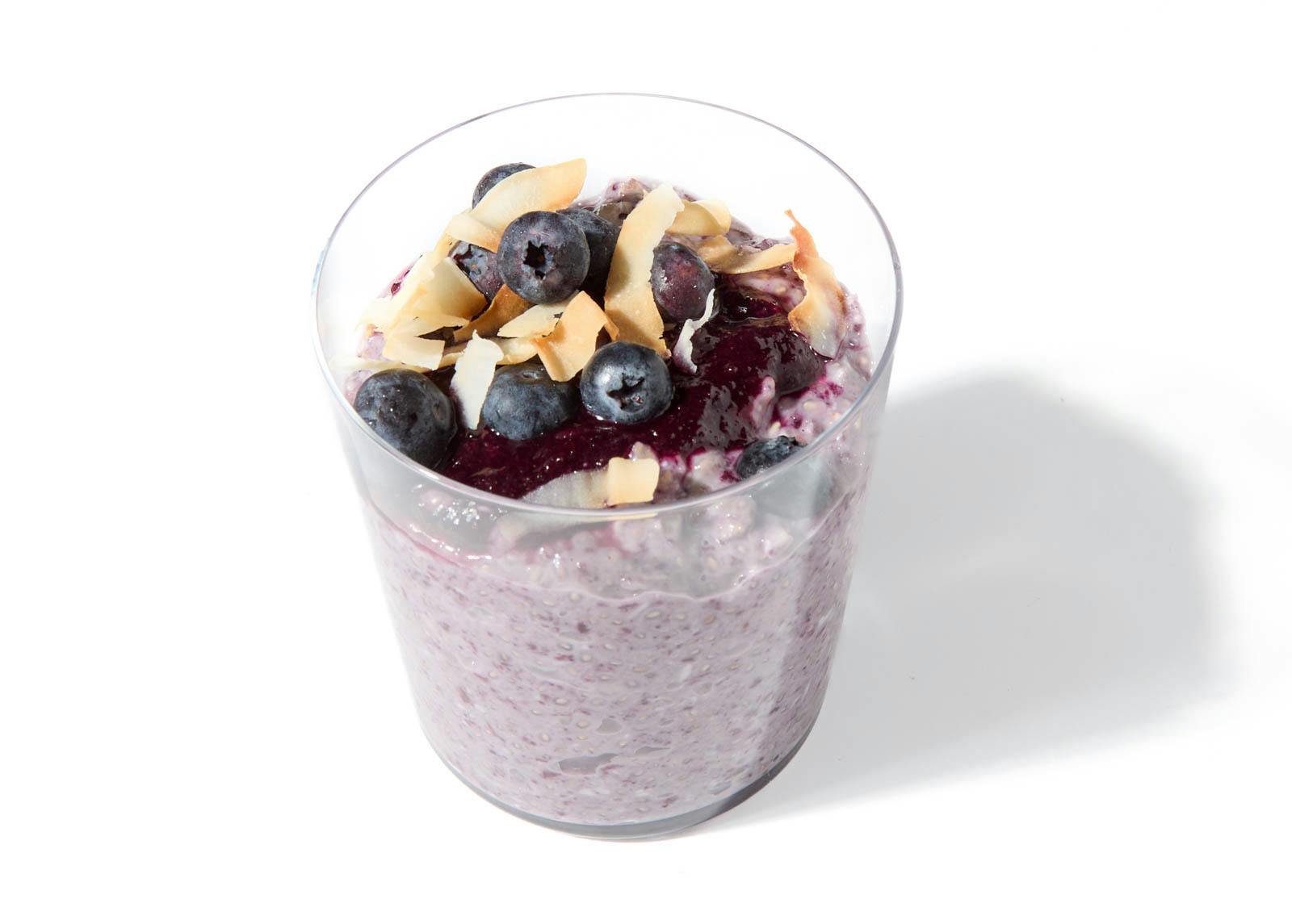 ID_Emily_Peck_Blueberry-Chia_Vegan_Overnight_Oats_0742