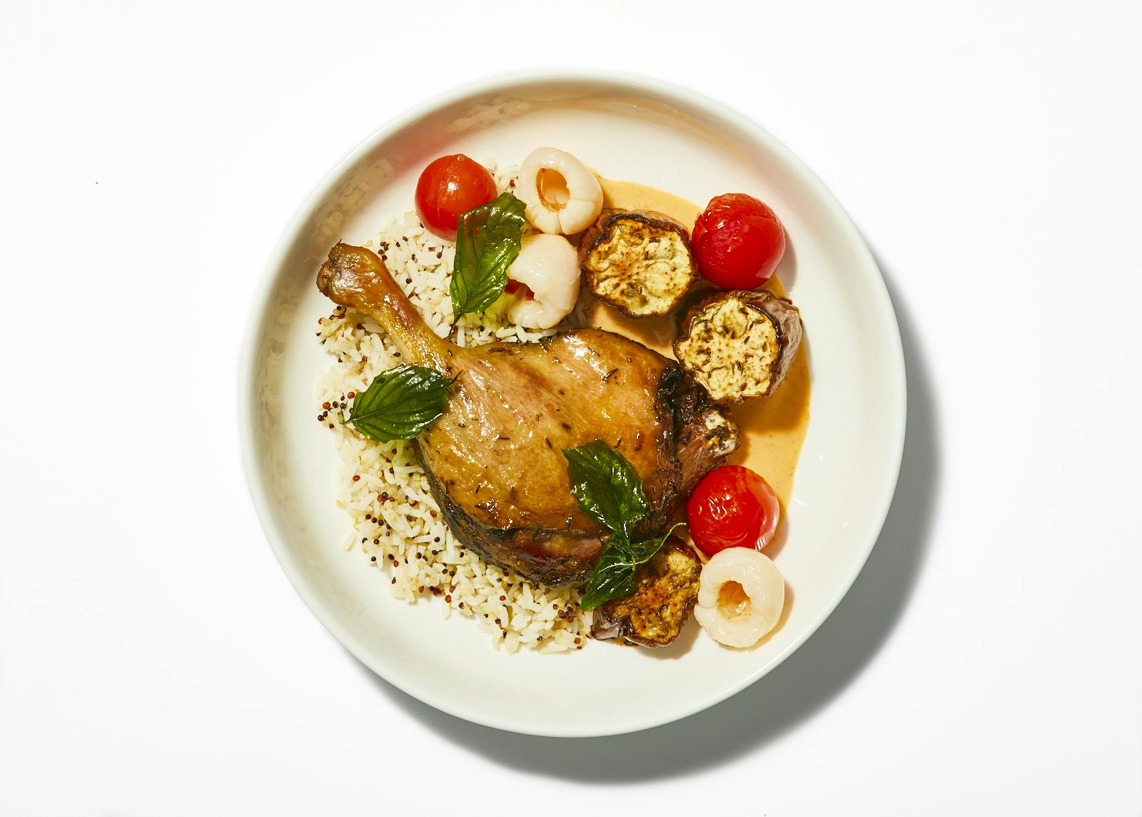 ID_Hong-Thaimee_Roast-duck-lychee-red-curry-sauce-pandan-coconut-rice_WB_lowres